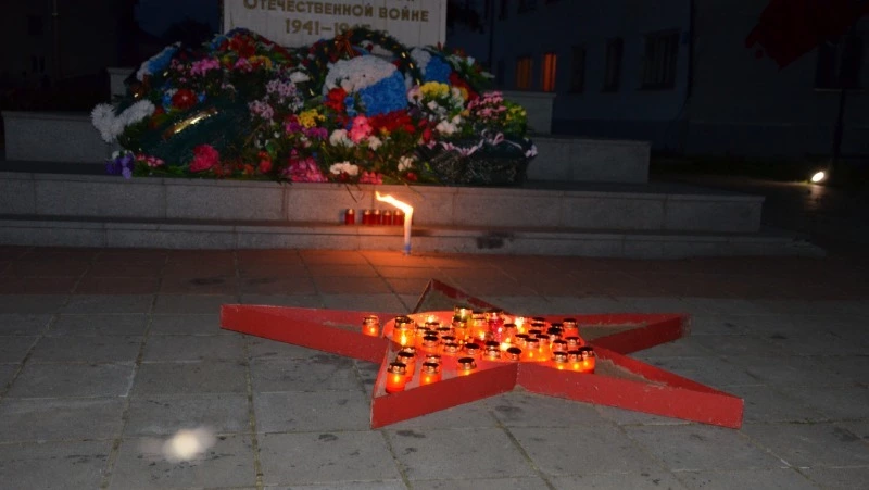 Александровцы зажгли «Свечи памяти», вспомнив героев Великой Отечественной войны