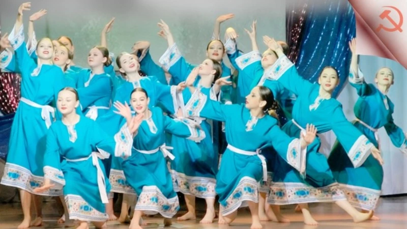 Встретили Новый год ярко: как «Сахалиночки» растопили сердца зрителей и холодной Ледоморы! 