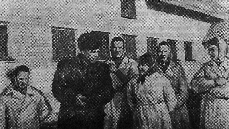 Мир завоеван дорогой ценой  (по страницам «Красного знамени»)