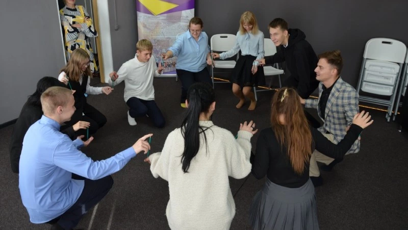 Для школьников провели образовательный тренинг