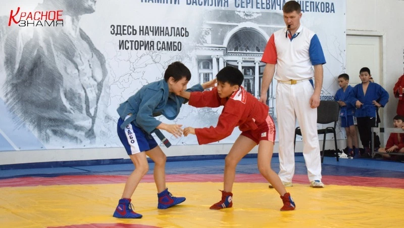XVII открытый турнир по самбо памяти В.С.Ощепкова: борьба за победу и честь