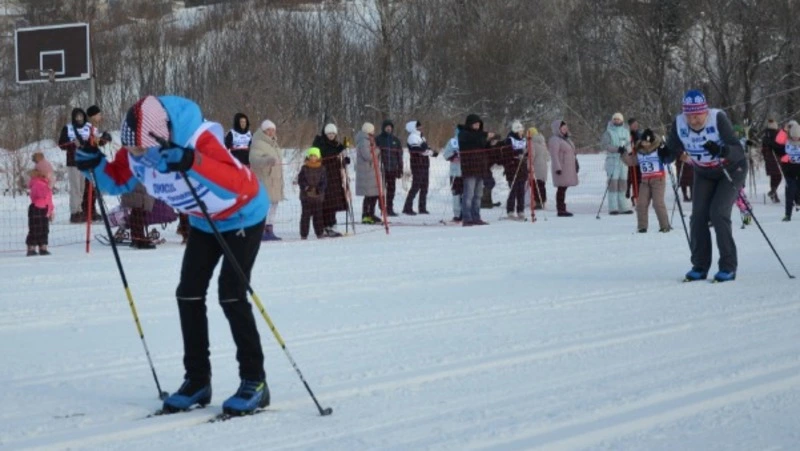 Более 100 александровцев вышли на «Лыжню России» 