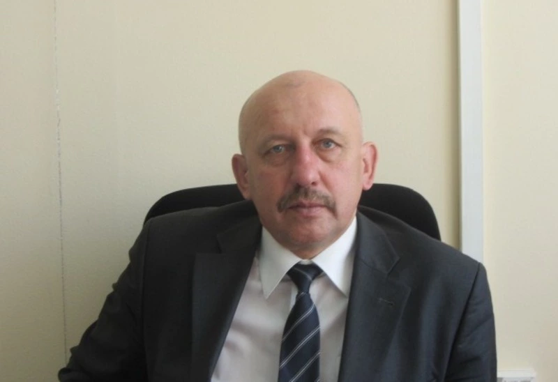 Александр Болотников поздравляет с наступающим Новым годом и Рождеством