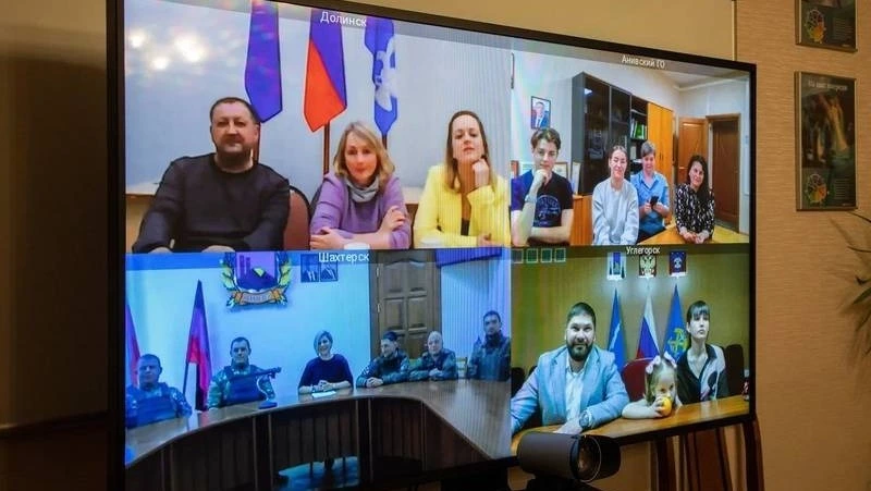 Сахалинские бойцы пообщались с родственниками по видеосвязи