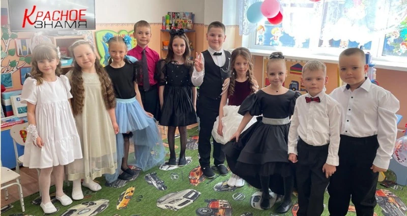 Выпускной в ДОУ «Веснушки» и «Семицветики» — Фабрика звёзд-2025!