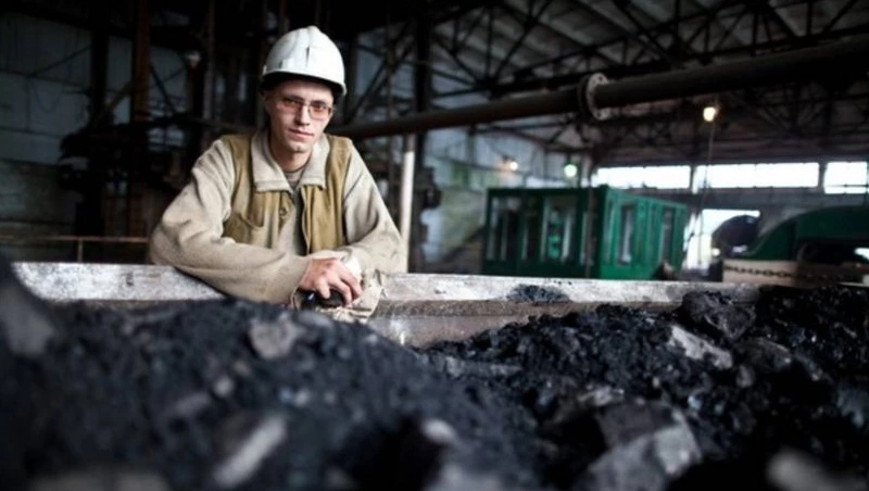 Александр Болотников поздравил александровских горняков с Днем шахтера