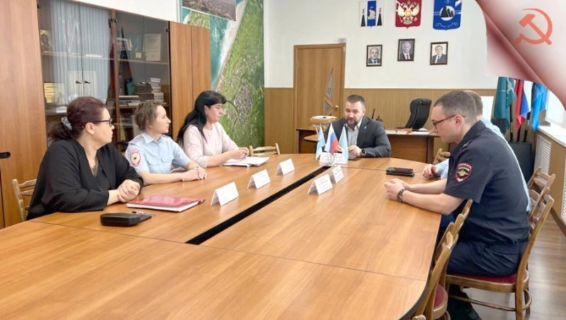 Владлен Антонюк провёл заседание координационного совета по переселению