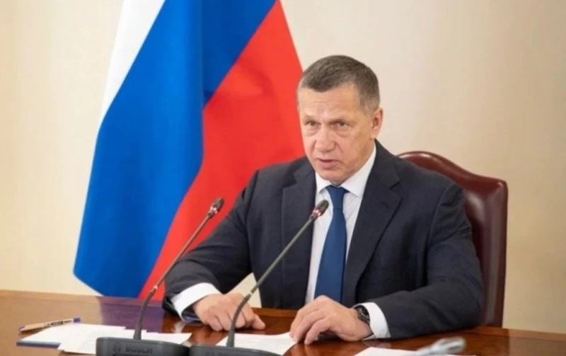 Юрий Трутнев поздравил жителей Дальнего Востока с 30-летием Конституции России