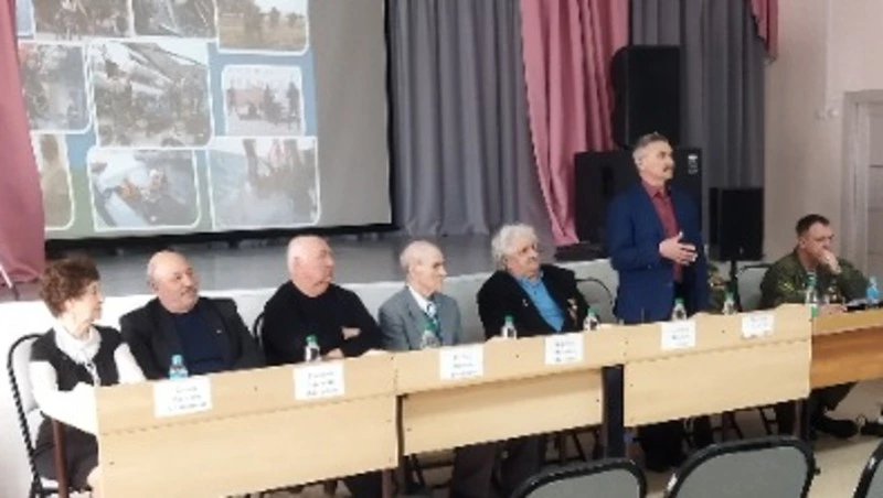 Юным александровцам рассказали о малых подвигах в Сахалинской области