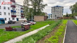 Досрочный подарок жителям: улица Смирных получила обновленный двор
