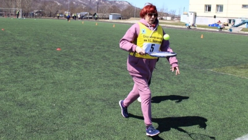 Спортивная школа проводит занятия физической культурой для жителей 55+