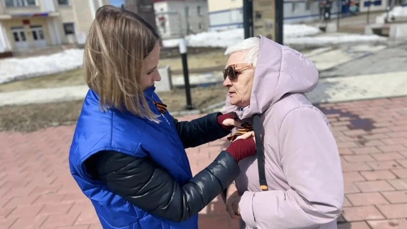 В Александровске-Сахалинском в преддверии Дня Победы стартовала акция «Георгиевская лента»
