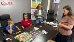 Воспитанники «Отрадного» приняли участие в акции #Дарютепло и сыграли в игру «Я – человек»