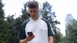 Летом дальневосточники чаще смотрят короткие видео
