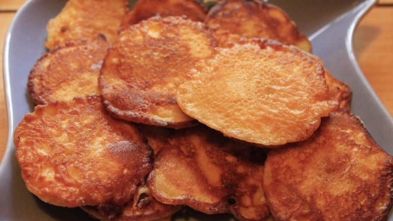 Куриные оладьи с сыром — пошаговый рецепт