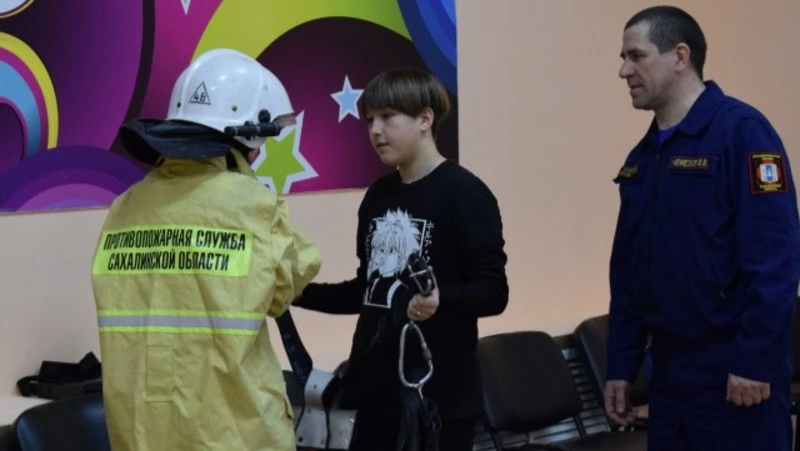 Учащиеся образовательных учреждений сыграли в формулу безопасности