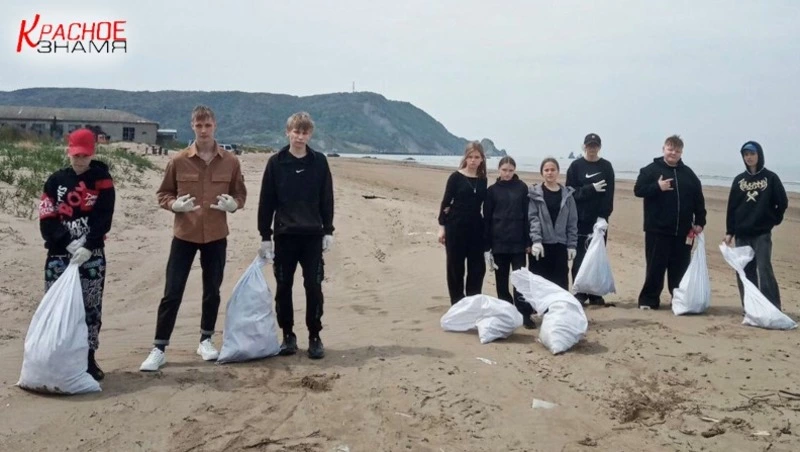 ПЯТЕРКА С ПЛЮСОМ: школьники зарабатывают на летних каникулах