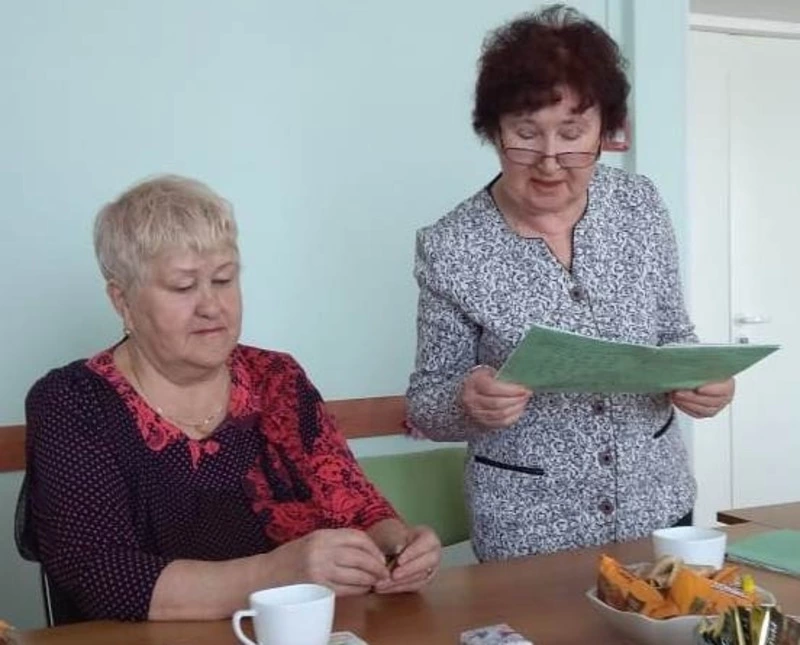 Весенний комплимент от клуба «Оазис»