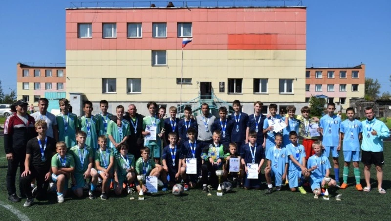 III открытый турнир по футболу собрал команды в Александровске-Сахалинском